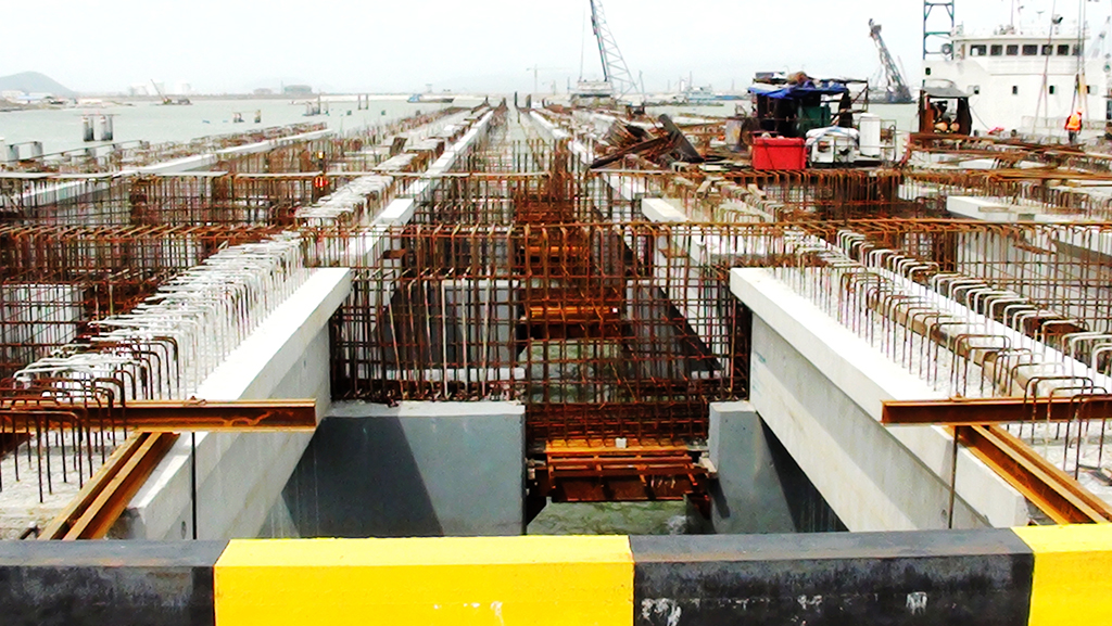 珠海港高栏港区南水作业区干散货码头工程